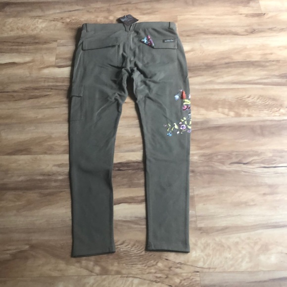 Matilda Jane floral embroidered woman’s leggings - Picture 4 of 8